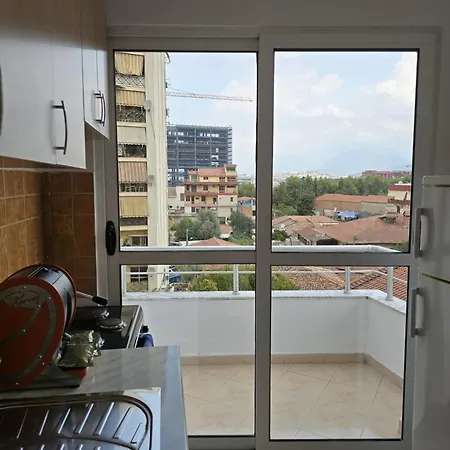 Sun Rays Lägenhet Tirana